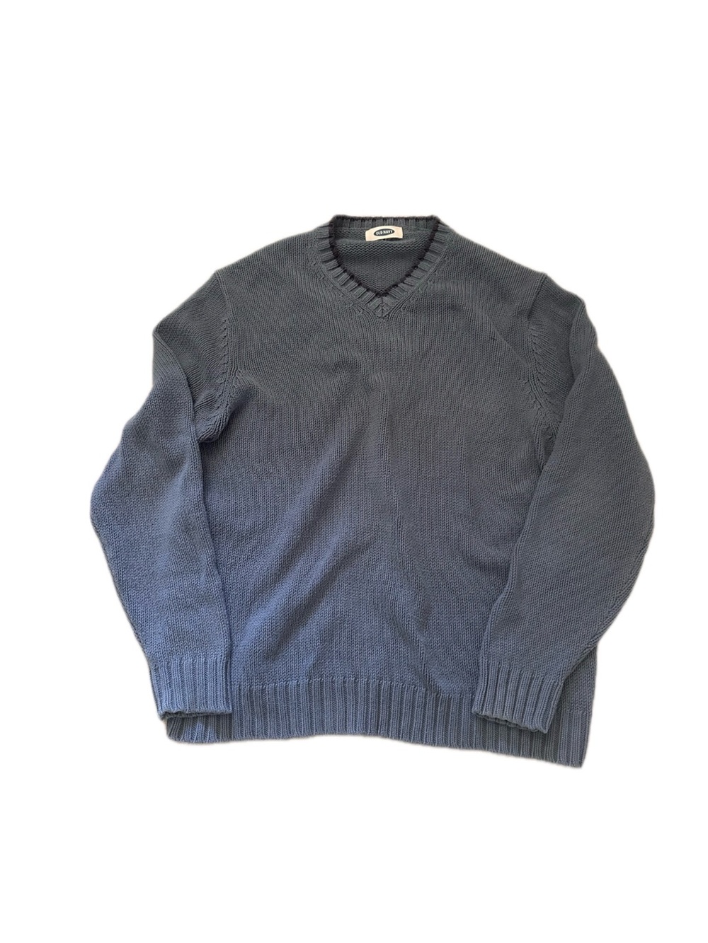 Old Navy Men's V-Neck Sweater in Slate Gray